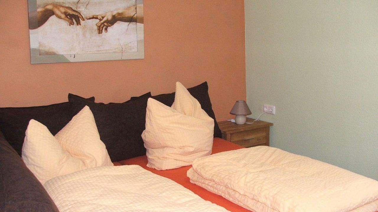 Ferienwohnung 3: Schlafbereich im Wohn-/Schlafraum Ferienwohnung 3: Schlafbereich im Wohn-/Schlafraum